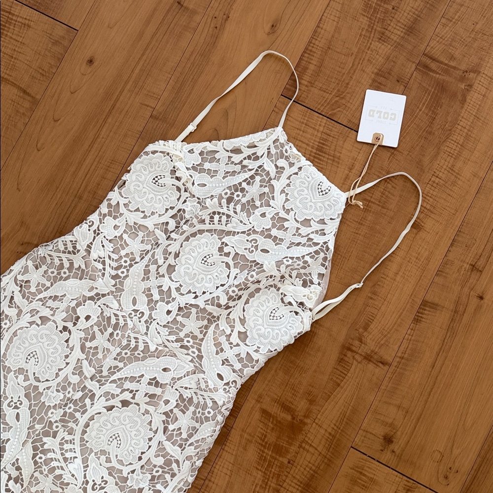 Brand New Stone Cold Fox Lola White Lace Backless One Piece Jumpsuit - Picture 2 of 16